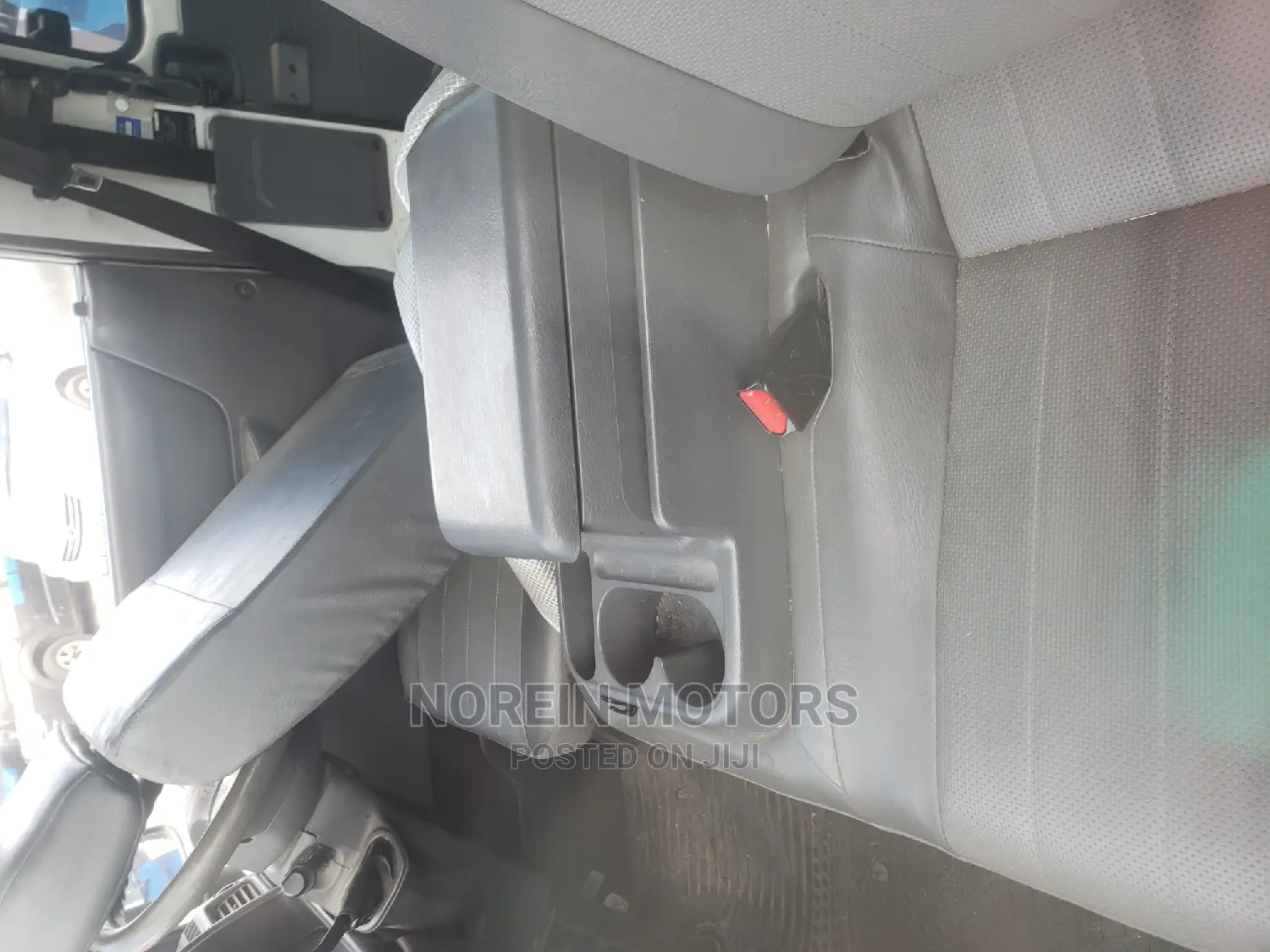 Mazda Bongo 2014 White
