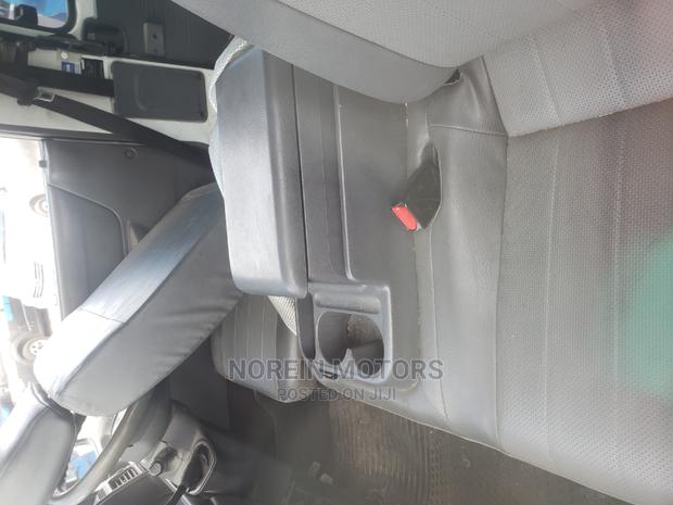 Mazda Bongo 2014 White - thumbnail 5