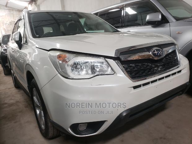 Subaru Forester 2014 White - main view