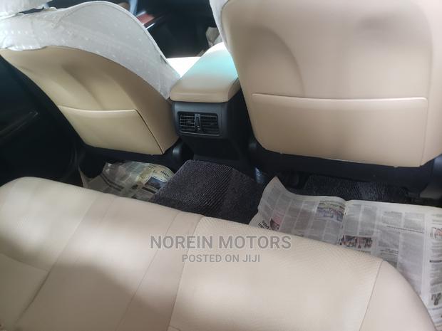 Toyota Mark X 2015 White - thumbnail 4