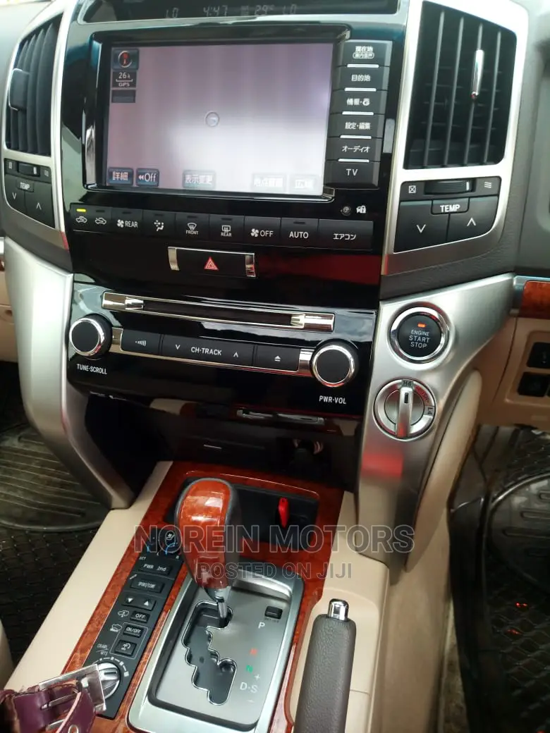 Toyota Land Cruiser Prado 2014 Red