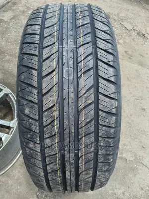Dunlop Tires Sizes 285/50r20 Made in Japan.