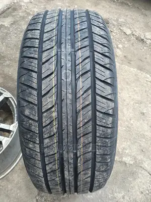 Dunlop Tires Sizes 285/50r20 Made in Japan.