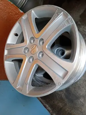 Suzuki Rims 17inch