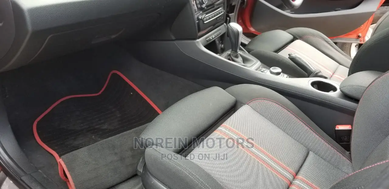 BMW X1 2015 Orange