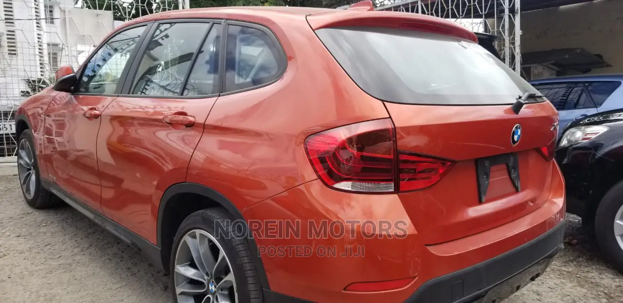 BMW X1 2015 Orange