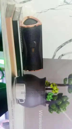 Moxom Mx-Sk14 Wireless Speaker