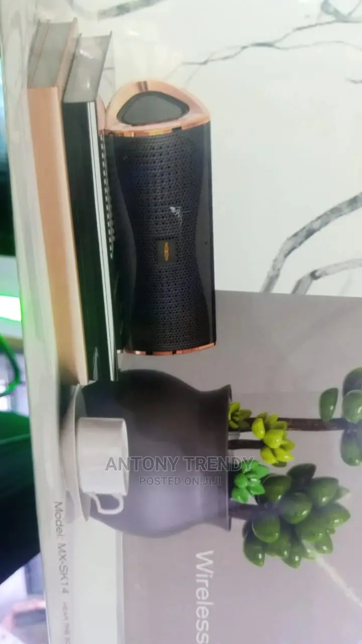 Moxom Mx-Sk14 Wireless Speaker