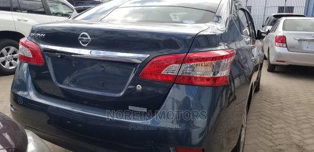 Nissan Bluebird 2014 Blue - thumbnail 3