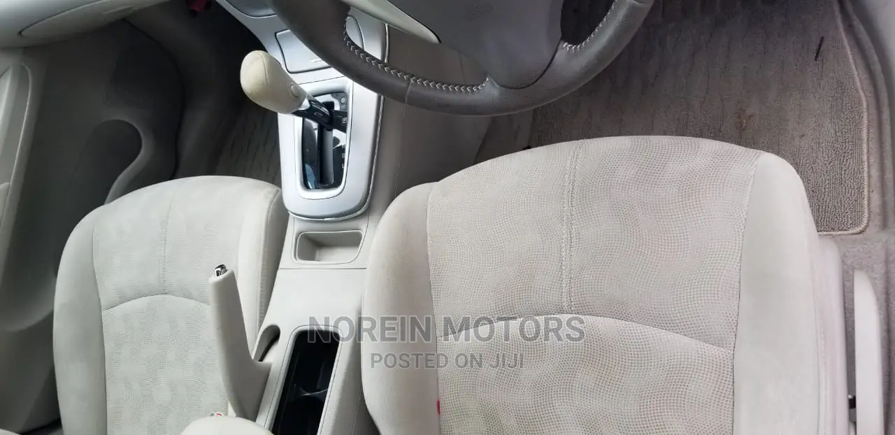 Nissan Bluebird 2014 Blue