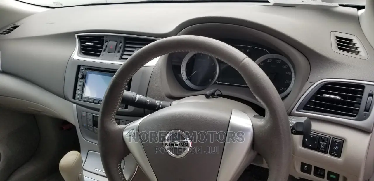 Nissan Bluebird 2014 Blue