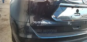 Nissan X-Trail 2014 Gray