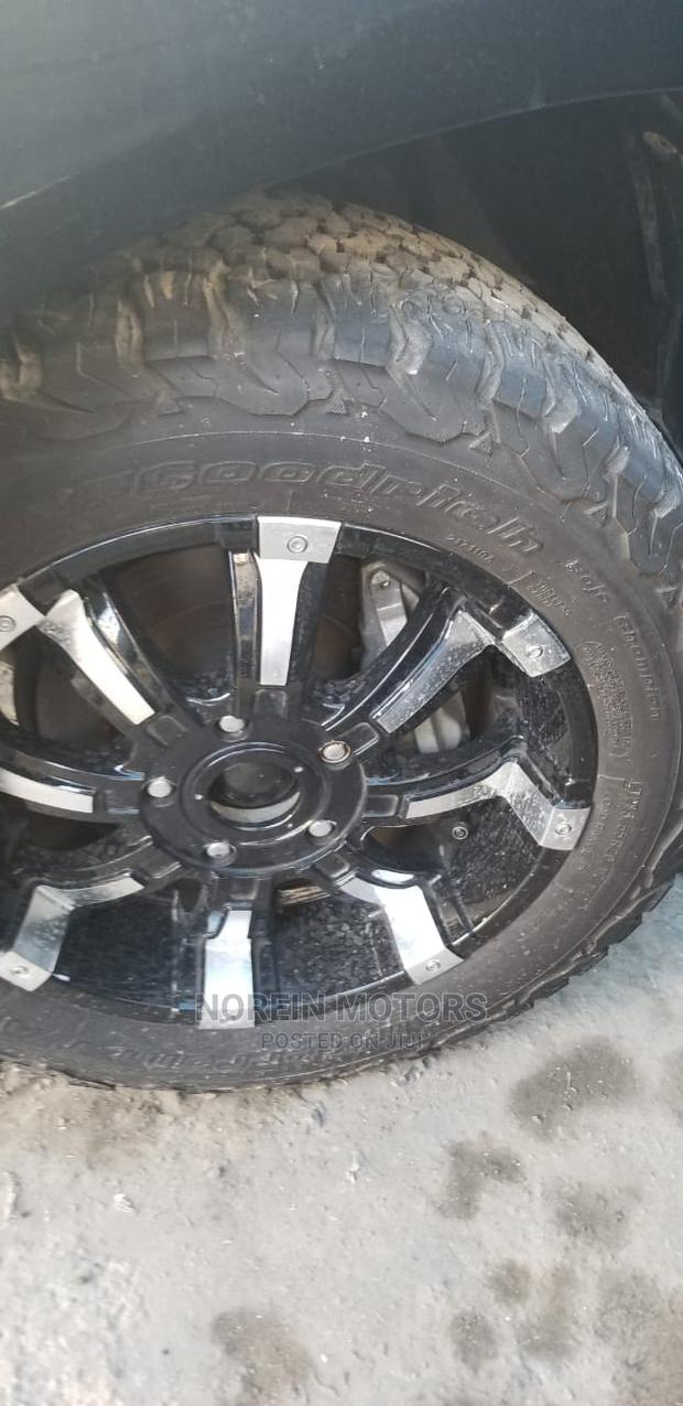 Toyota Land Cruiser Prado 2016 Black - thumbnail 16