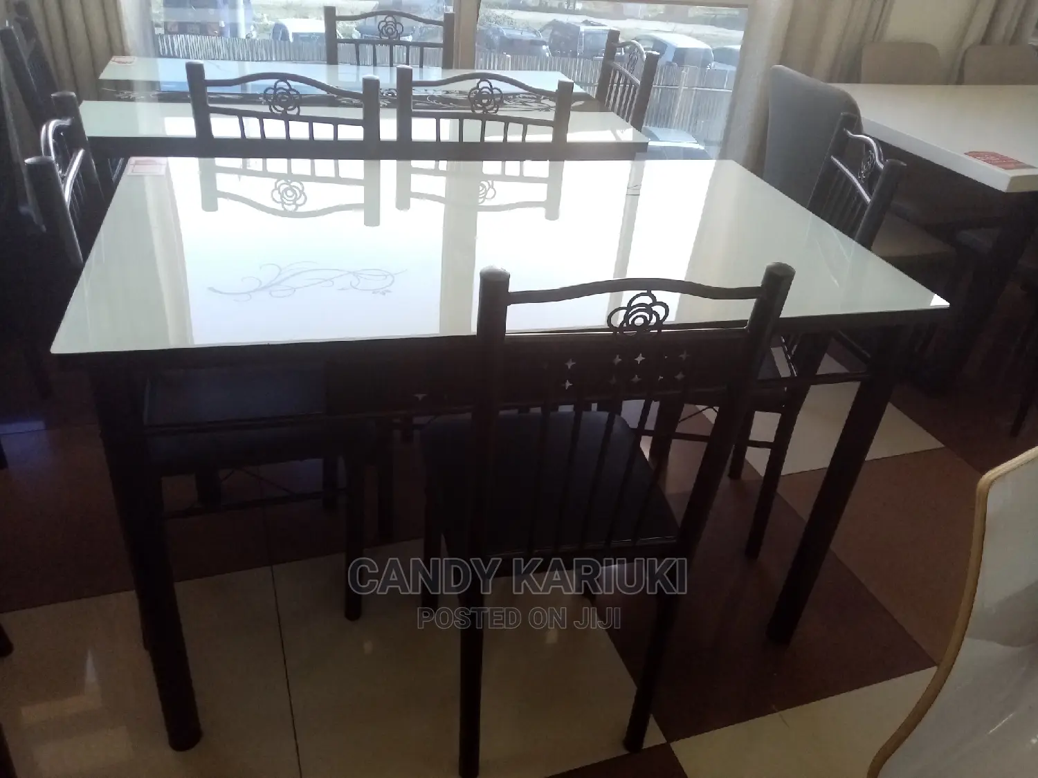Elegant 4 Seater Dining Table