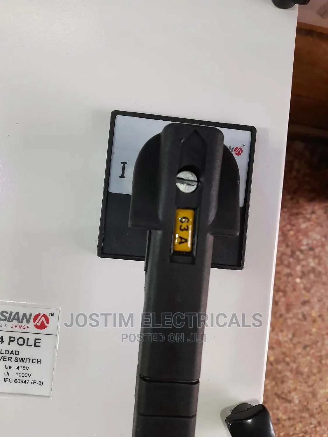 Top Gear Manual Changeover Switch