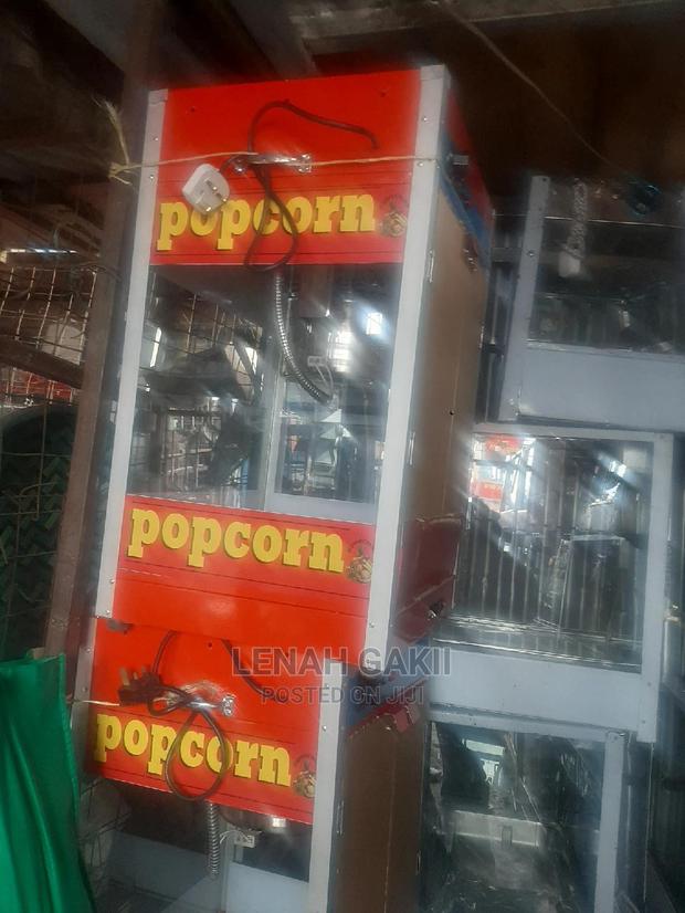 Commercial Popcorn Machine - main view