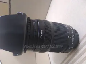 18-135mm Canon Lense