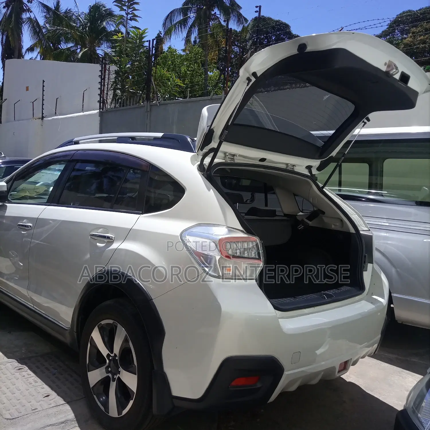 Subaru XV Hybrid 2015 White