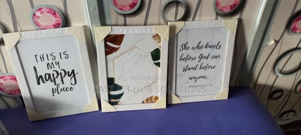 Make Your Walls Look Good. Premium Wall and Photo Frames