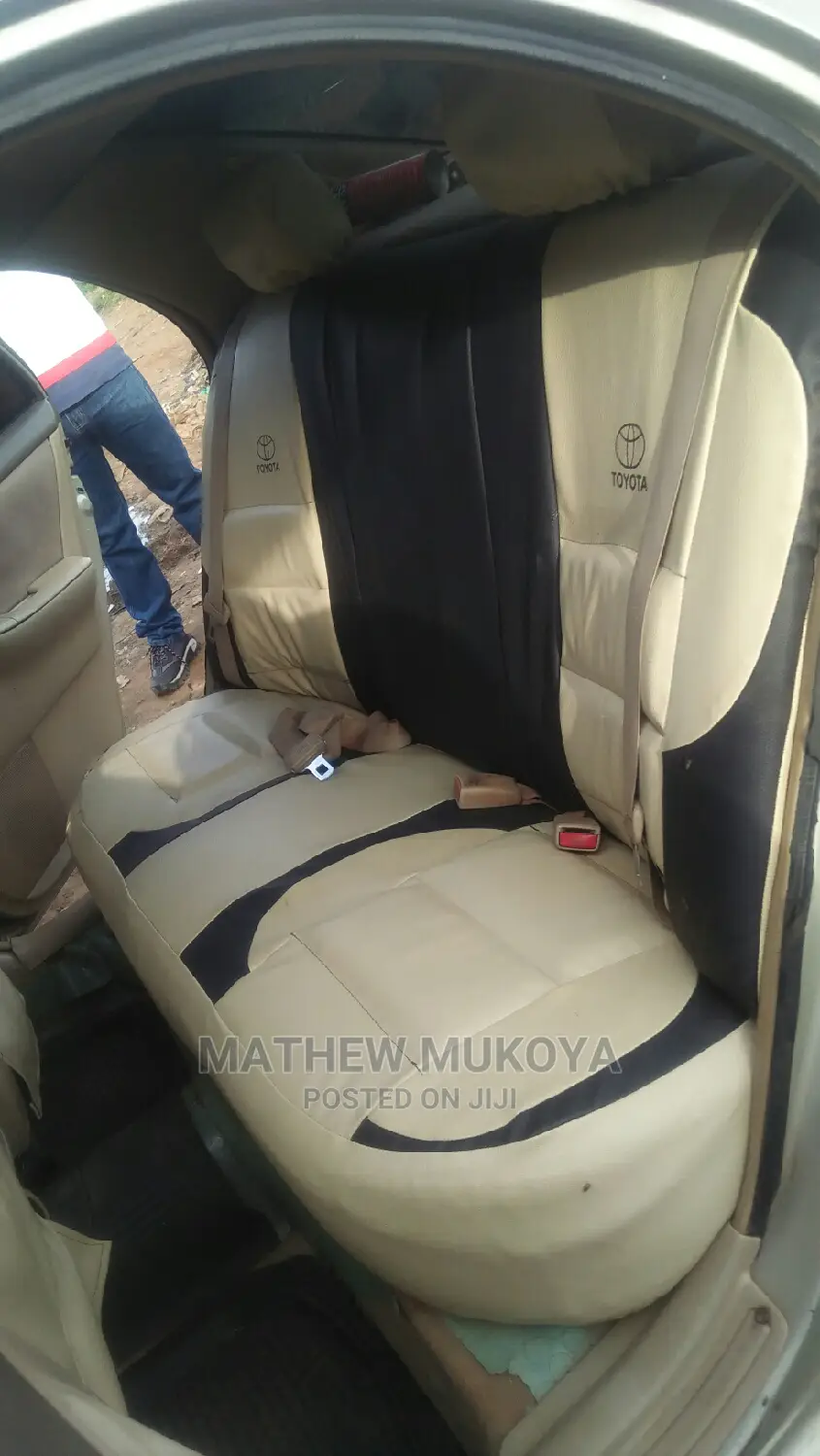 Black and Cream Car Seat Covers