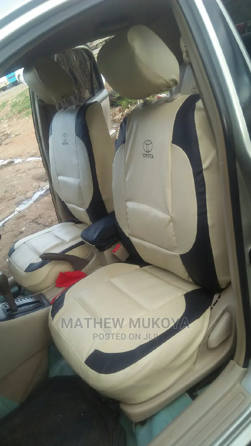 Black and Cream Car Seat Covers
