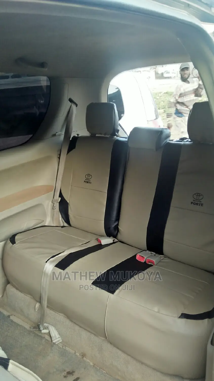 Toyota Porte Car Seat Covers