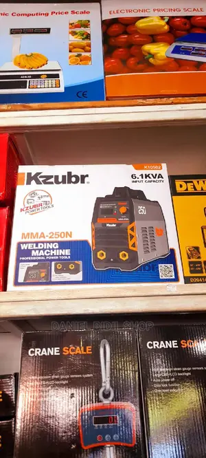 Kzubr Mma-250n Welding Machine 6.1kva