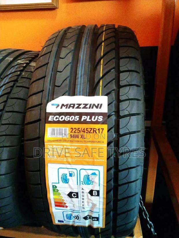225/45 ZR17 Mazzini Tyre Nylon 94W XL