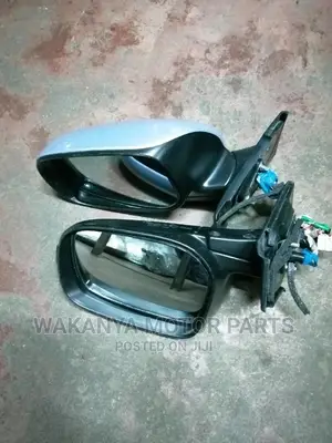 Toyota Vitz 2005/2010 Side Mirror With Indicator, Ex Japan