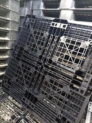 Plastic Pallets - thumbnail 2