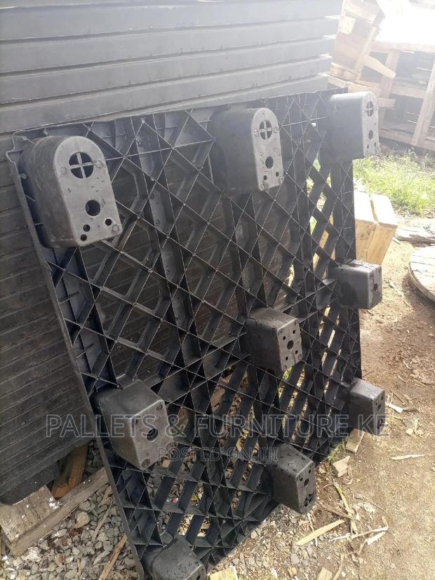 Plastic Pallet - thumbnail 6