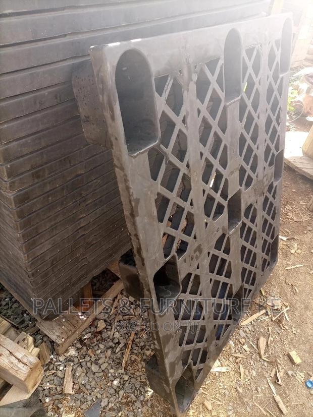 Plastic Pallet - thumbnail 9