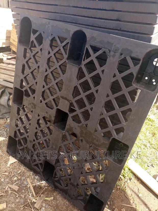 Plastic Pallet - thumbnail 10