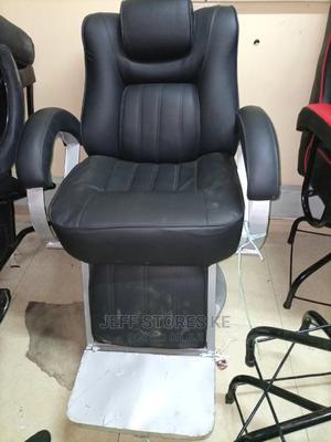 Black Locally Made Barber Chair - thumbnail 2