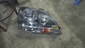 Harrier Old Shape Headlight