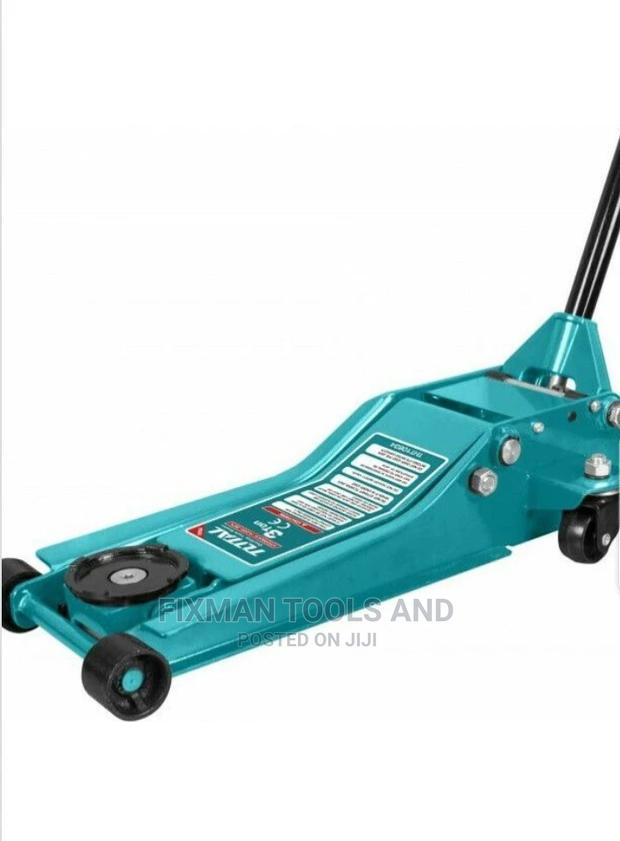 Total Hydraulic Floor Jack, 3 Ton - main view