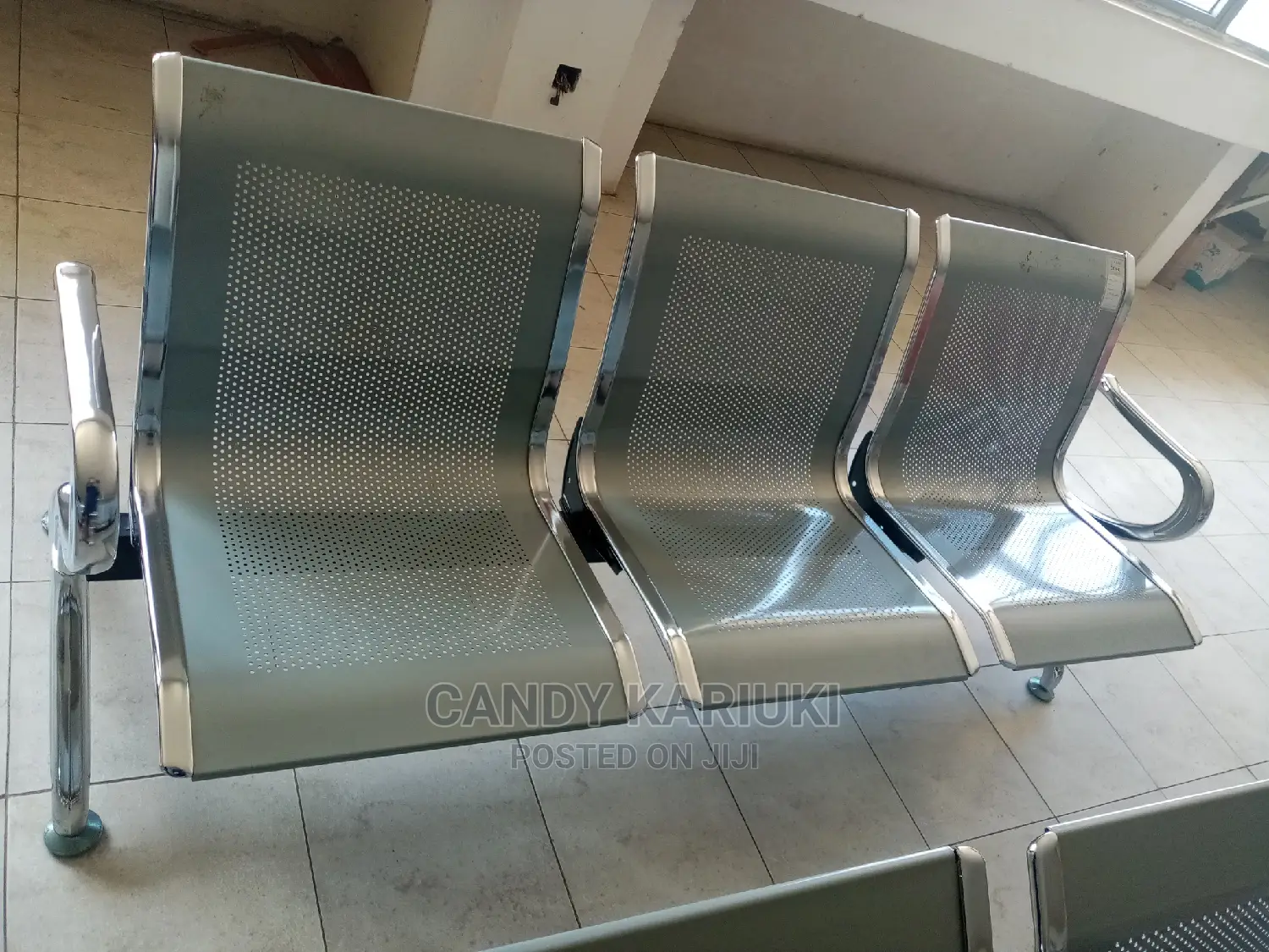 Non Padded Linked Waiting Chair