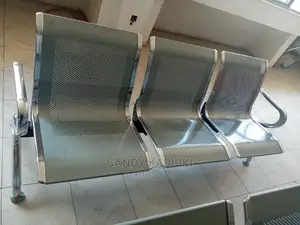 Non Padded Linked Waiting Chair