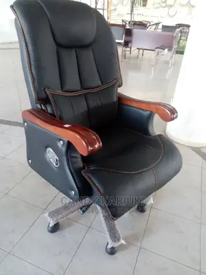 Super Executive Office Seat