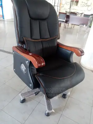 Executive Office Seat