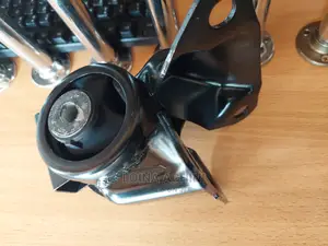 Mazda CX7 Left Engine Mount