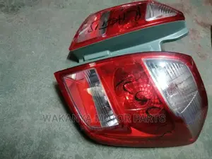 Toyota Ractis Tail Lamps 2005/2007 Ex Japan Original Parts