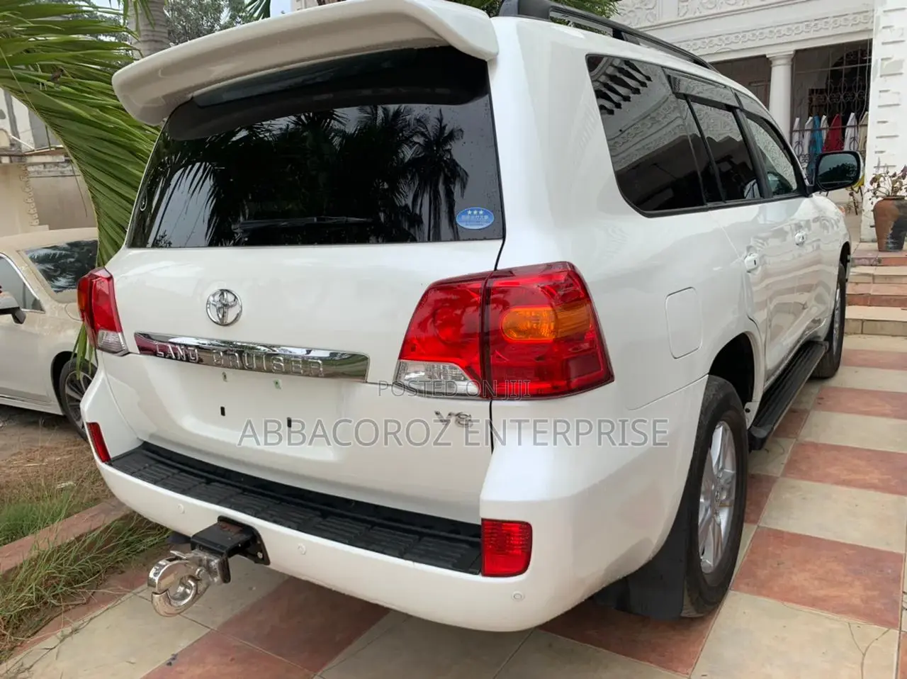Toyota Land Cruiser 2014 4.6 V8 AX G Selection White