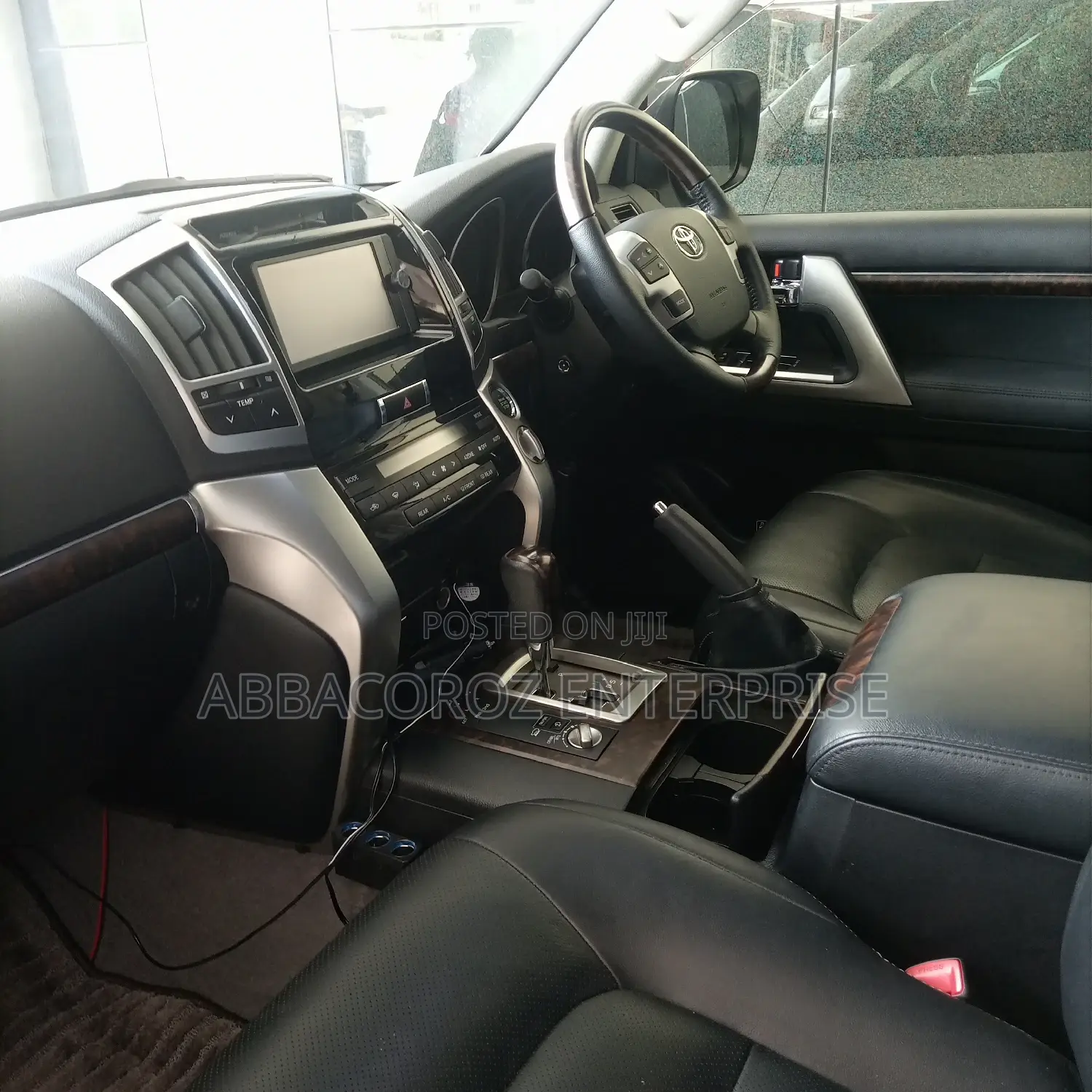 Toyota Land Cruiser 2014 4.6 V8 AX G Selection White