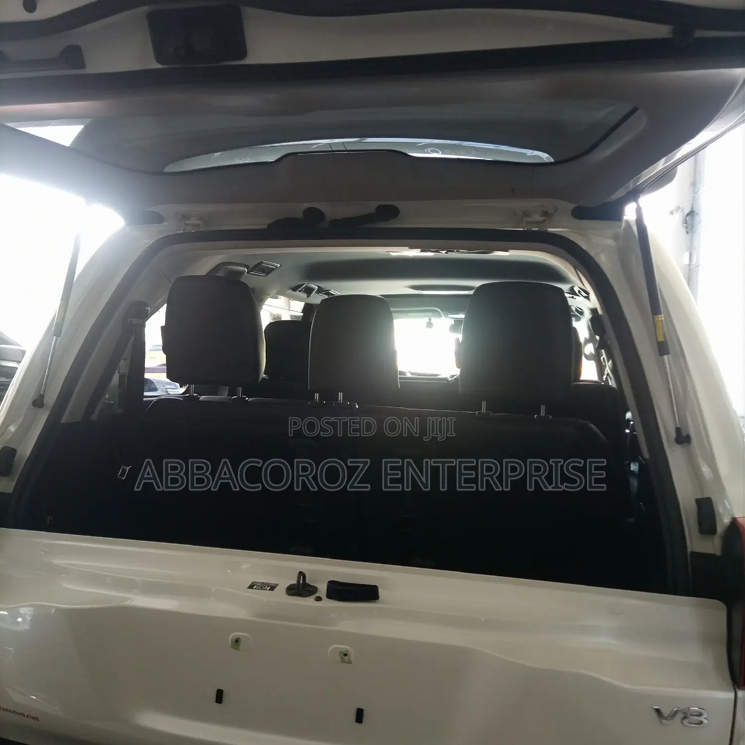 Toyota Land Cruiser 2014 4.6 V8 AX G Selection White