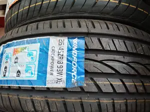 215/45 R 18 Windforce