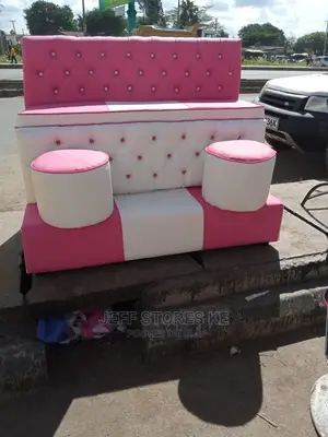 Pedicure/Manicure Seat