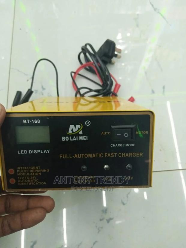 BATTERY CHARGER Blm 168