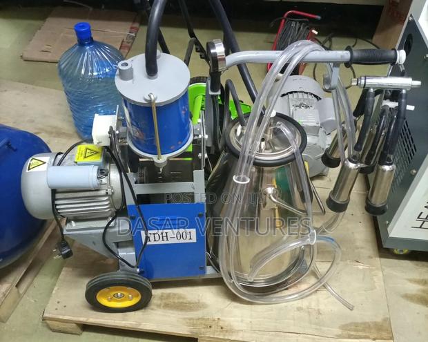 Aico Milking Machine