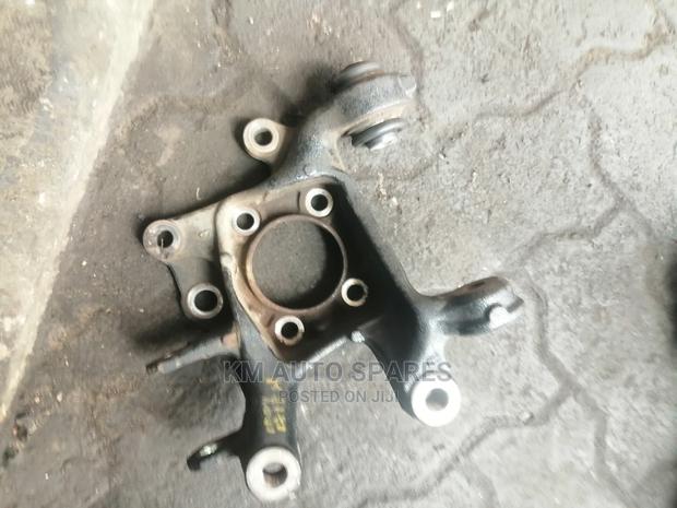 Toyota Vanguard/Rav 4 Steering Knuckle. - thumbnail 2